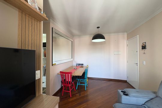 Sala de apartamento à venda com 2 quartos, 49m² em Jardim Felicidade (zona Oeste), São Paulo