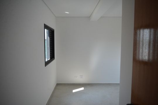 Quarto Suite 1 de casa à venda com 2 quartos, 130m² em Vila Scarpelli, Santo André