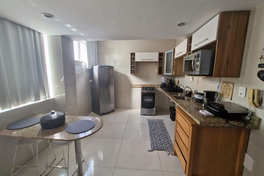 Cozinha de apartamento para alugar com 3 quartos, 100m² em Pituba, Salvador