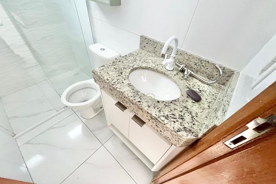 Banheiro de apartamento para alugar com 2 quartos, 32m² em Carandiru, São Paulo