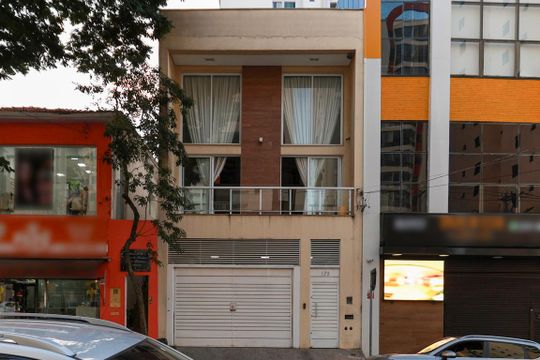 Fachada de casa à venda com 3 quartos, 450m² em Santana, São Paulo