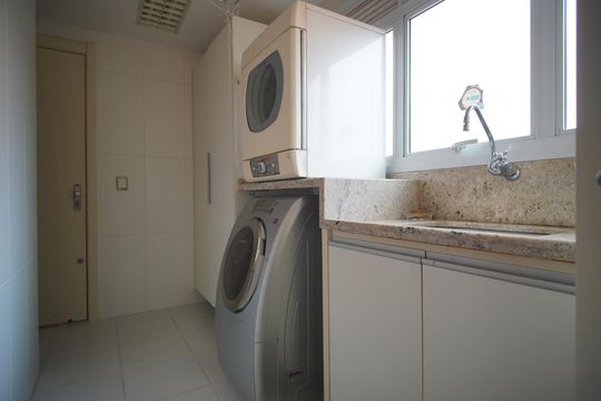 Área de Serviço de apartamento para alugar com 2 quartos, 163m² em Passo D’areia, Porto Alegre