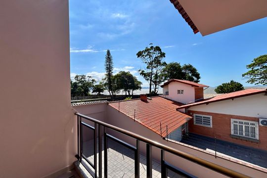 Quarto 5 Varanda de casa para alugar com 6 quartos, 374m² em Jardim Atlântico, Florianópolis