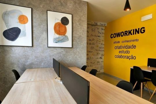 Coworking de apartamento para alugar com 2 quartos, 45m² em Jardim Espanha, Uberlândia