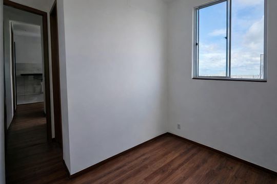 Sala de apartamento para alugar com 2 quartos, 45m² em Jardim Espanha, Uberlândia