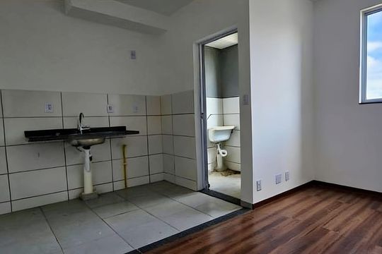 Cozinha de apartamento para alugar com 2 quartos, 45m² em Jardim Espanha, Uberlândia