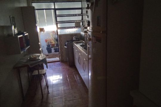 Cozinha de apartamento à venda com 2 quartos, 135m² em Floresta, Porto Alegre