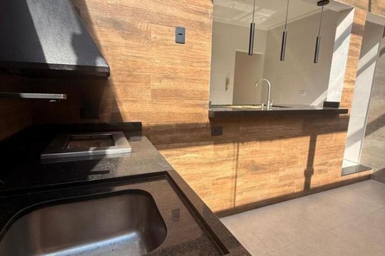 Cozinha de casa de condomínio para alugar com 2 quartos, 100m² em Jardim Colibri, Cotia