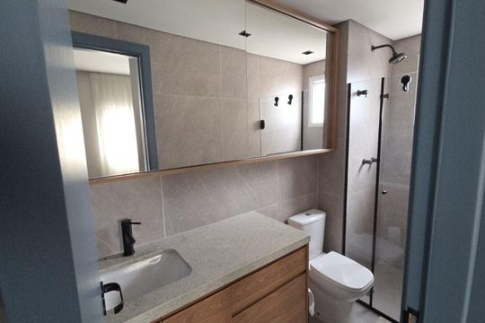 Banheiro de apartamento para alugar com 1 quarto, 36m² em Santana, São Paulo