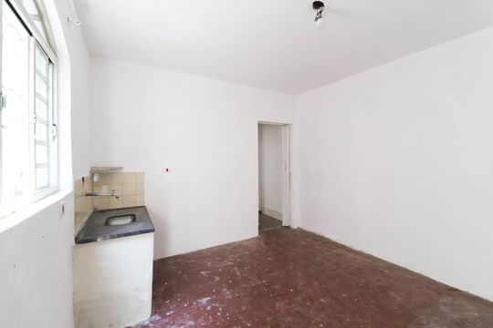 Casa para alugar com 1 quarto, 80m² em Jardim Vista Alegre, São Paulo