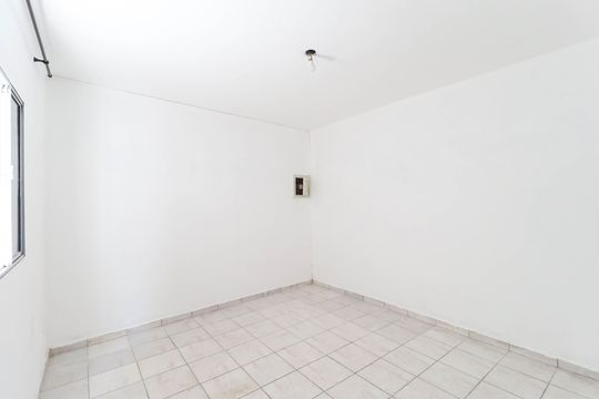 Casa para alugar com 1 quarto, 80m² em Jardim Vista Alegre, São Paulo