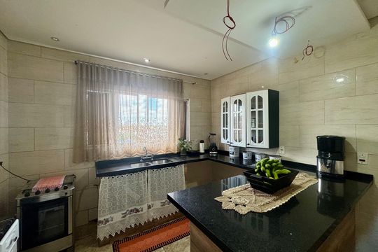 Cozinha de casa para alugar com 3 quartos, 180m² em Jardim Sao Domingos, Guarulhos