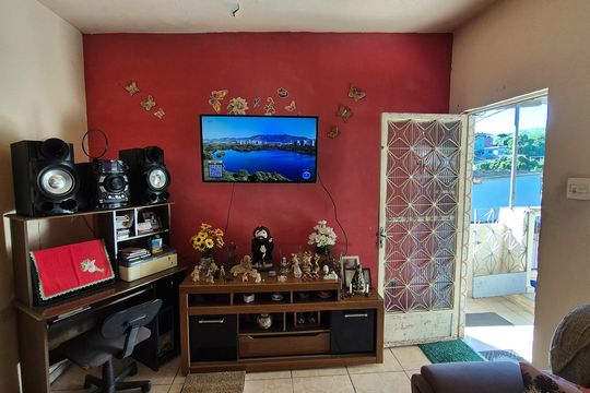 Sala de casa à venda com 2 quartos, 67m² em Irajá, Rio de Janeiro