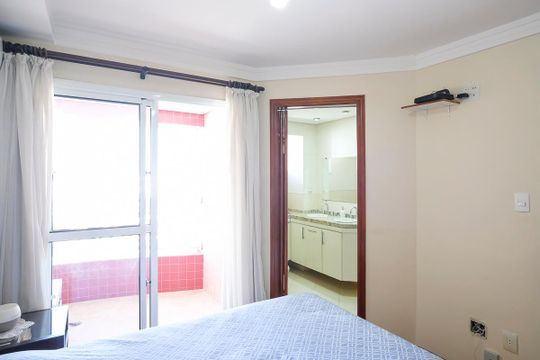 Suíte  de apartamento à venda com 3 quartos, 188m² em Santa Maria, São Caetano do Sul