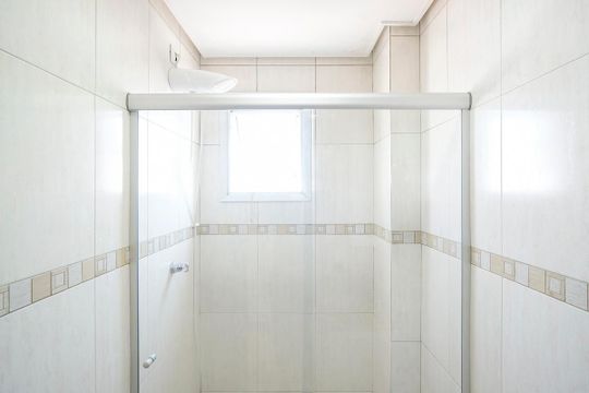 Banheiro social de apartamento à venda com 3 quartos, 188m² em Santa Maria, São Caetano do Sul