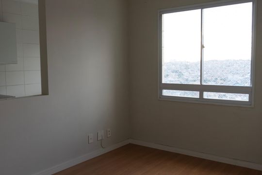Sala de apartamento à venda com 2 quartos, 43m² em Vila Carmosina, São Paulo