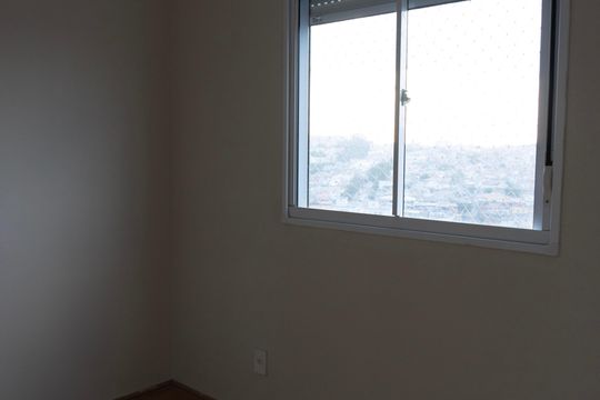 Quarto 2 de apartamento à venda com 2 quartos, 43m² em Vila Carmosina, São Paulo