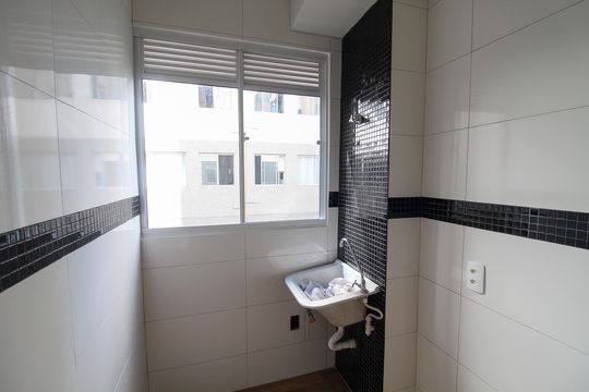 Área de Serviço de apartamento para alugar com 2 quartos, 42m² em Jardim D’abril, São Paulo