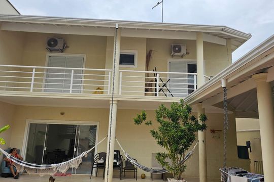 Fachada de casa de condomínio para alugar com 4 quartos, 360m² em Altos da Bela Vista, Indaiatuba