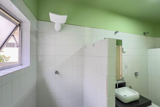 Banheiro de apartamento à venda com 2 quartos, 85m² em Vila Mariana, São Paulo