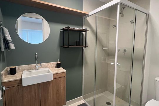 Banheiro de apartamento à venda com 1 quarto, 35m² em Jardim das Acacias, São Paulo