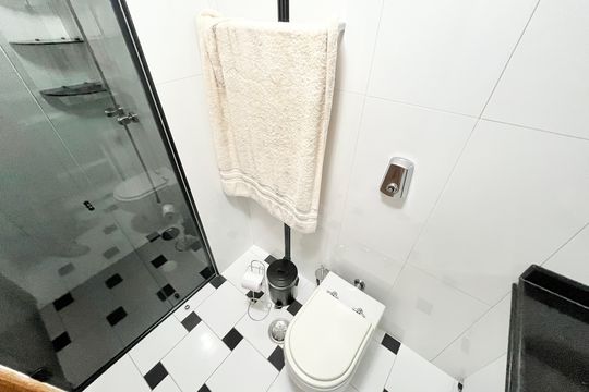 Banheiro de apartamento à venda com 3 quartos, 123m² em Santana, São Paulo