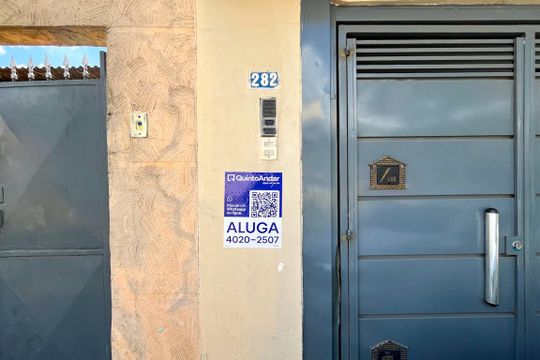 Plaquinha de casa para alugar com 1 quarto, 41m² em Jardim Sydney, São Paulo