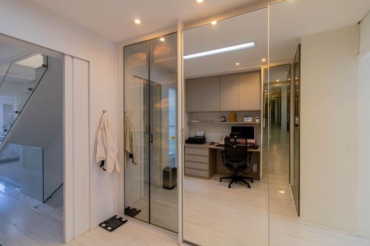 Closet da Suíte 2 de casa de condomínio à venda com 3 quartos, 205m² em Ponte Grande, Guarulhos