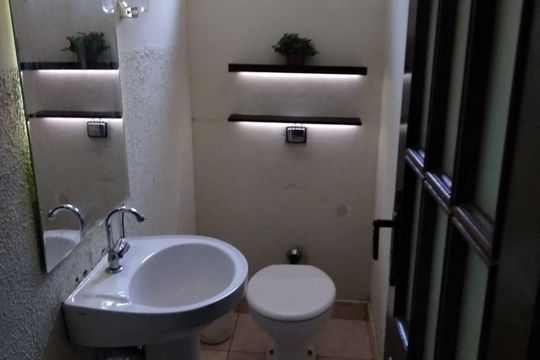 Banheiro de casa à venda com 2 quartos, 128m² em Jardim Orlandina, São Bernardo do Campo