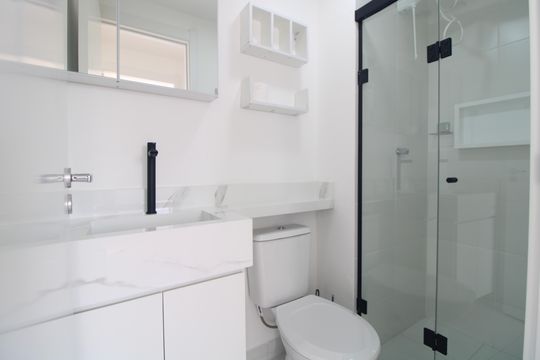 Banheiro de apartamento à venda com 2 quartos, 34m² em Socorro, São Paulo