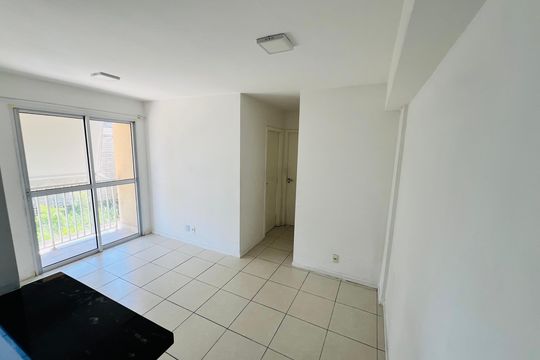 Sala de apartamento para alugar com 2 quartos, 48m² em Vicente de Carvalho, Rio de Janeiro