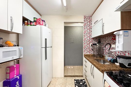 Cozinha de apartamento para alugar com 2 quartos, 56m² em Santa Terezinha, São Bernardo do Campo
