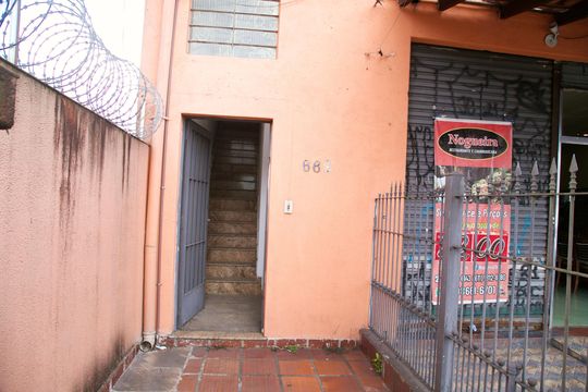 Fachada de casa para alugar com 5 quartos, 405m² em Jardim São Luís, São Paulo