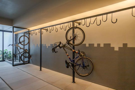Área comum - Bicicletário de kitnet/studio para alugar com 1 quarto, 25m² em Rio Branco, Porto Alegre