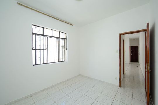 QUARTO de apartamento à venda com 1 quarto, 36m² em Serra, Belo Horizonte