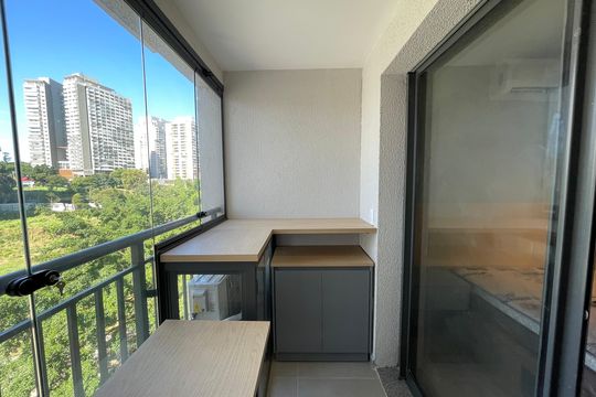 Varanda de kitnet/studio à venda com 1 quarto, 28m² em Butantã, São Paulo
