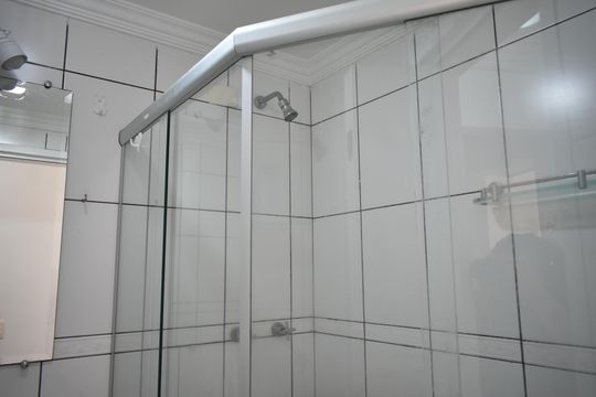 Banheiro Social de apartamento à venda com 2 quartos, 65m² em Vila da Saúde, São Paulo