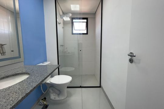 Banheiro de apartamento para alugar com 2 quartos, 37m² em Vila Sonia, São Paulo