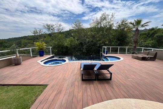 Casa à venda com 5 quartos, 490m² em Colinas da Anhanguera, Santana de Parnaíba