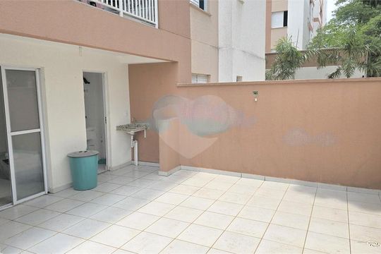 Apartamento à venda com 2 quartos, 90m² em Vila Carmosina, São Paulo
