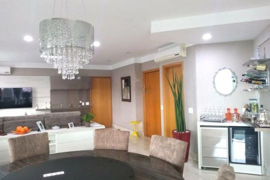 Apartamento à venda com 3 quartos, 202m² em Jardim Analia Franco, São Paulo