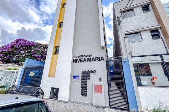 Fachada com Plaquinha de apartamento à venda com 2 quartos, 38m² em Vila Carrão, São Paulo