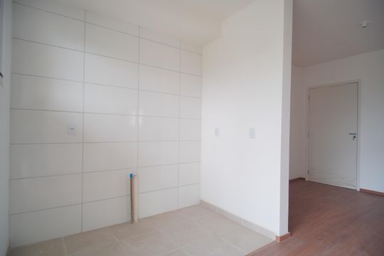 Cozinha de apartamento à venda com 2 quartos, 56m² em Campina, São Leopoldo