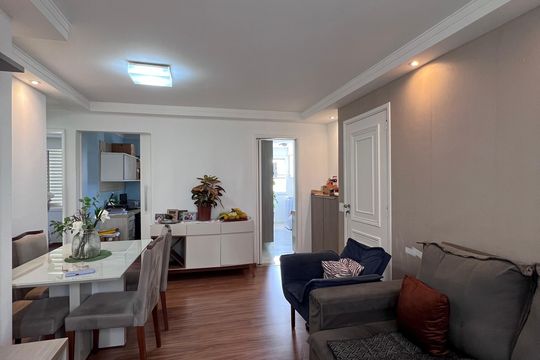 Sala de apartamento à venda com 3 quartos, 72m² em Jardim Nova Europa, Campinas