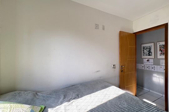 Quarto 2 de apartamento à venda com 2 quartos, 49m² em Vila Cruz das Almas, São Paulo