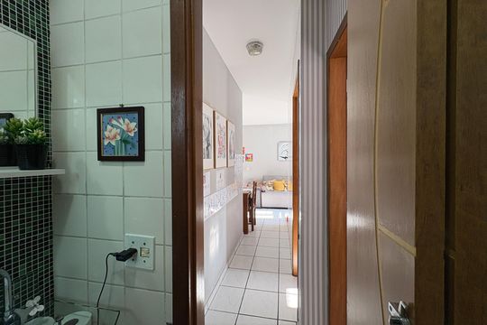 Banheiro de apartamento à venda com 2 quartos, 49m² em Vila Cruz das Almas, São Paulo