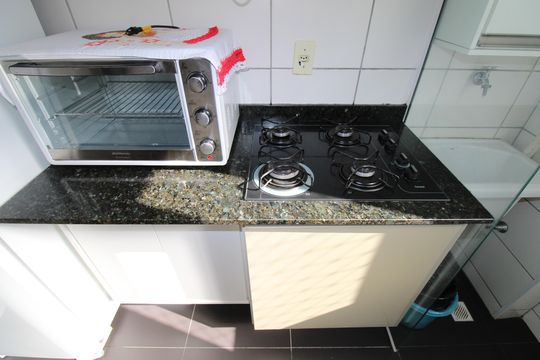 Cozinha de apartamento para alugar com 2 quartos, 48m² em Jardim Santa Ines Iii, São José dos Campos