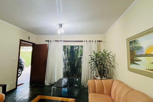 Casa para alugar com 4 quartos, 263m² em Jardim Sao Carlos, Campinas