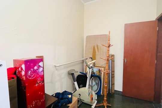 Casa para alugar com 4 quartos, 263m² em Jardim Sao Carlos, Campinas