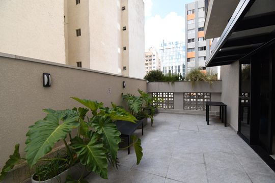 Área comum de kitnet/studio para alugar com 1 quarto, 38m² em Centro, Curitiba